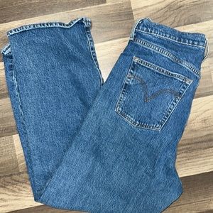 Woman’s ribcage straight wrangler